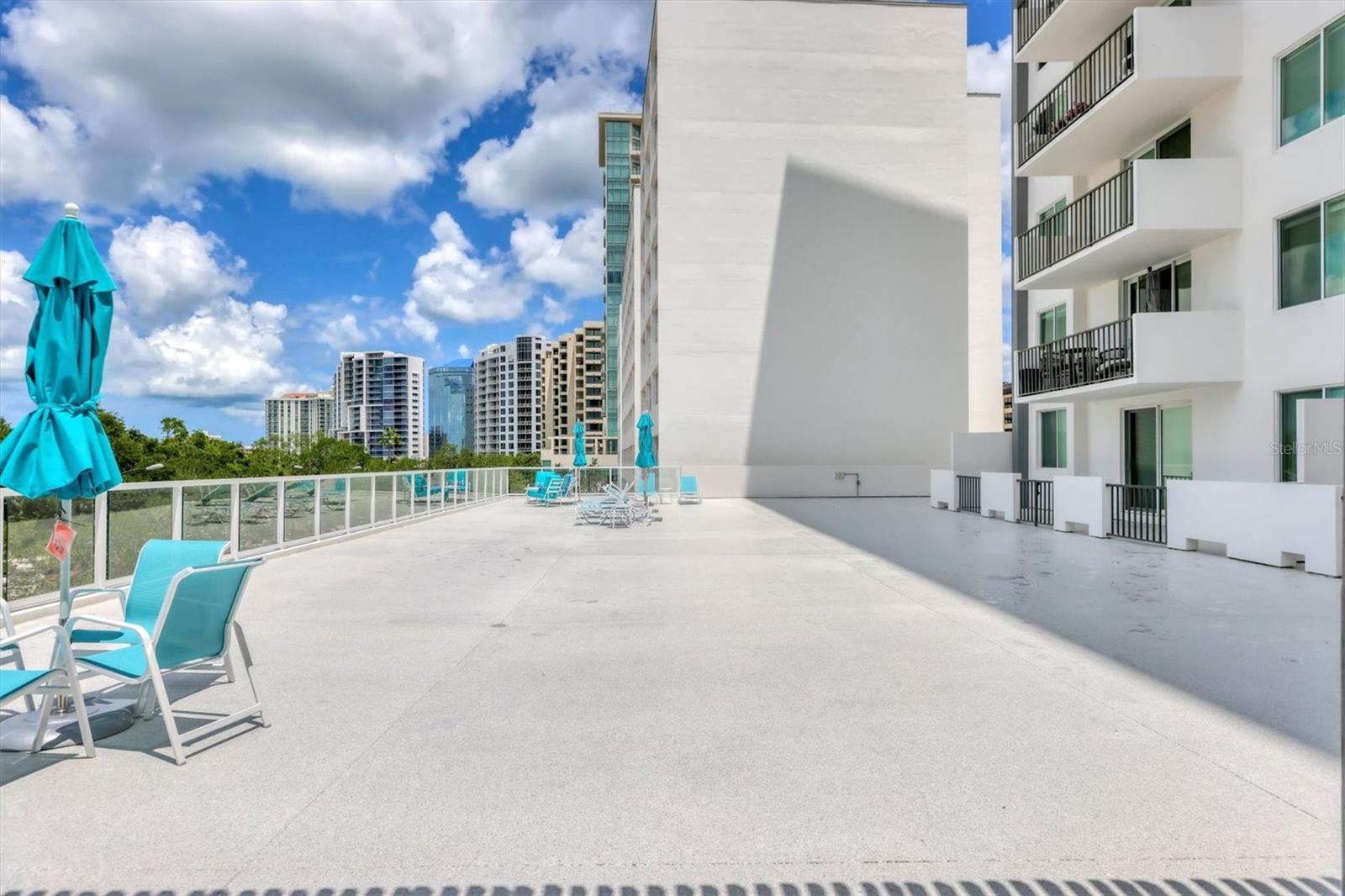 Image 40 of 53 For 101 Gulfstream Avenue 15c
