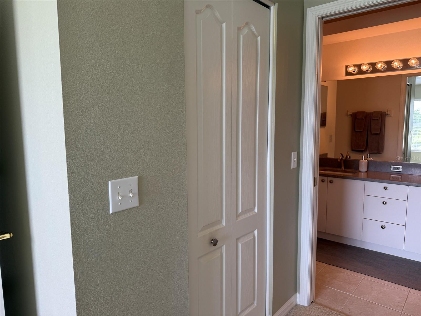 Image 18 of 29 For 5320 Hyland Hills Avenue 2222