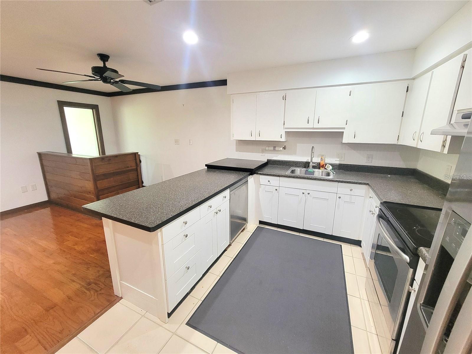 Image 5 of 20 For 306 63rd Street B