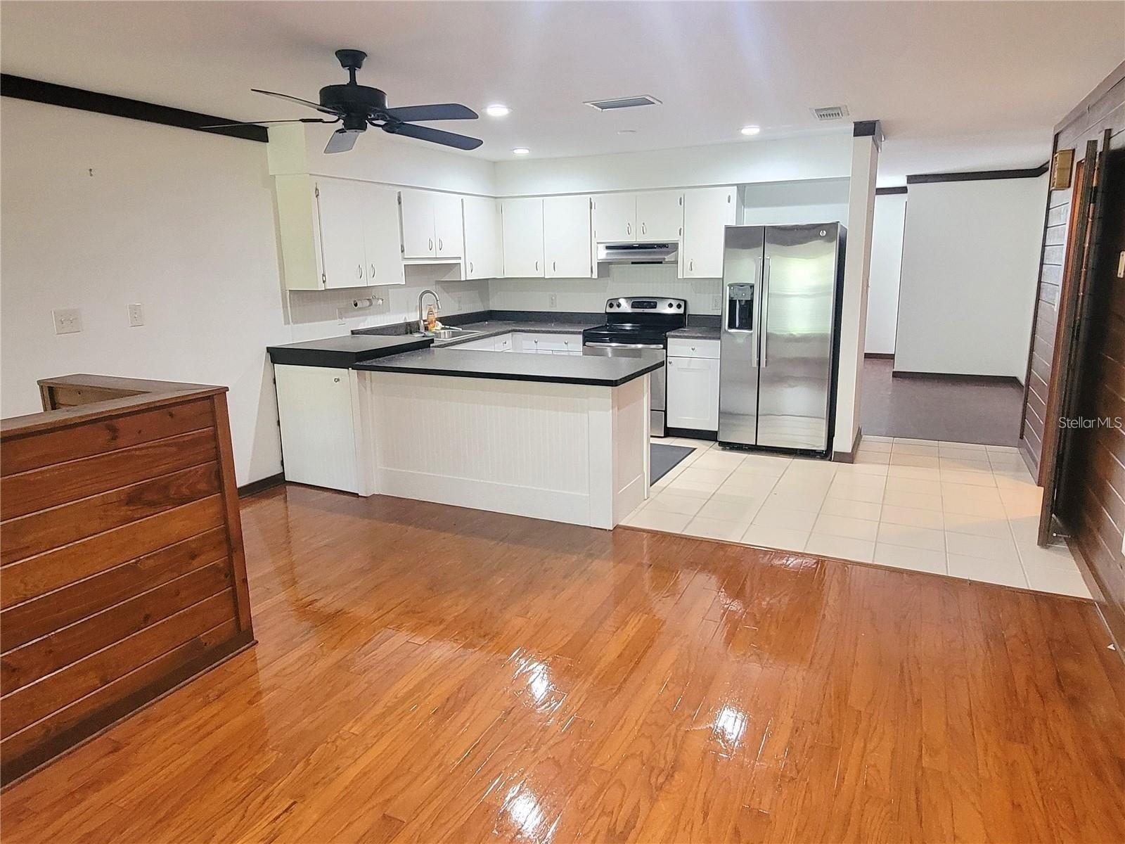 Image 7 of 20 For 306 63rd Street B