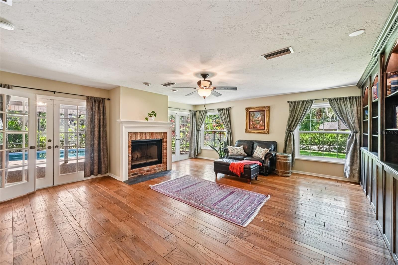 Image 4 of 42 For 1509 Shadow Ridge Circle