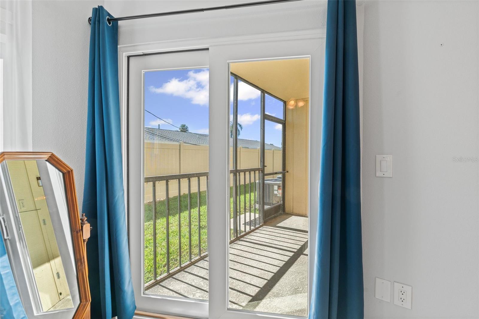 Image 18 of 31 For 2415 Bayshore Gardens Parkway 2