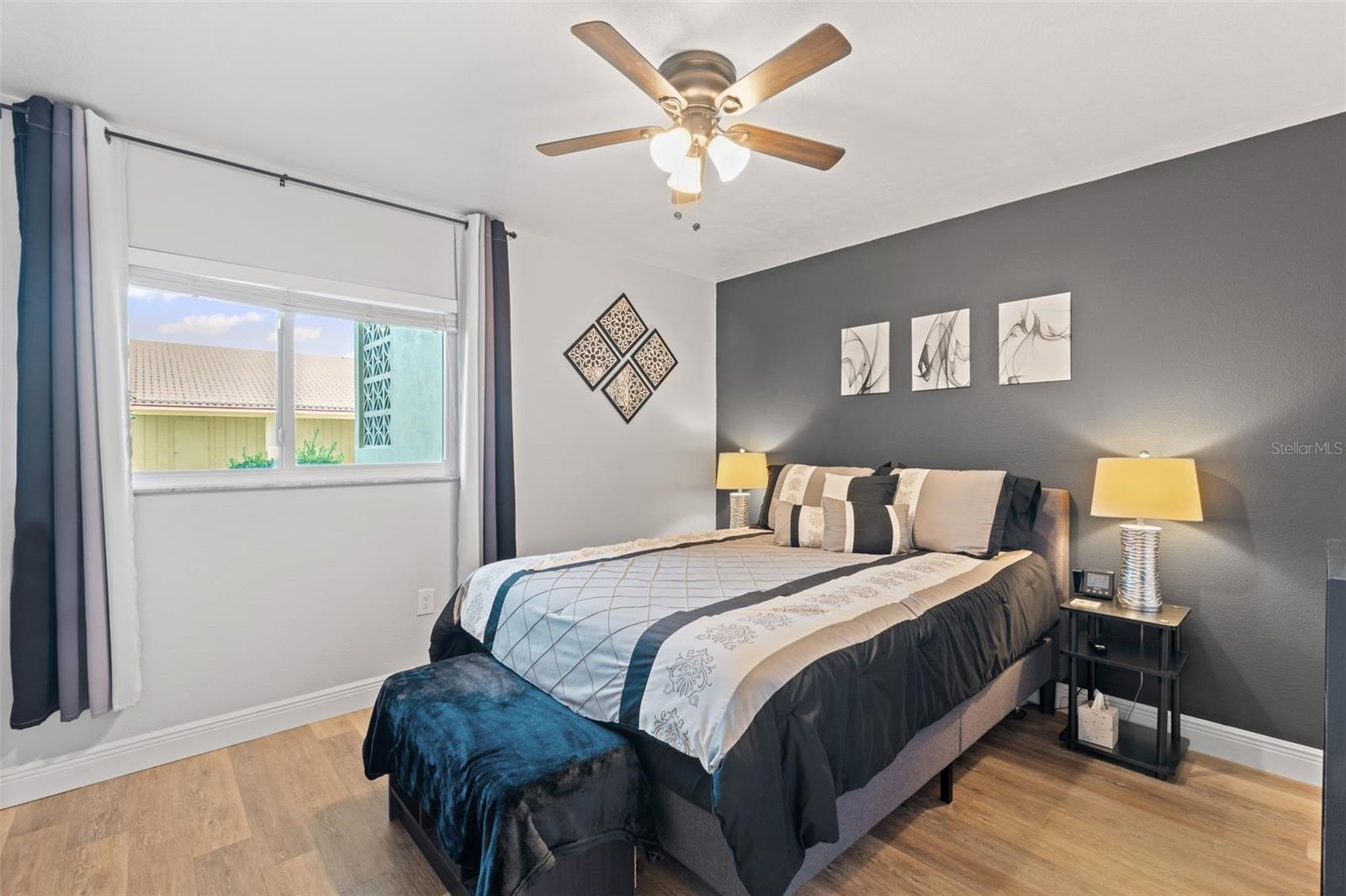 Image 22 of 31 For 2415 Bayshore Gardens Parkway 2