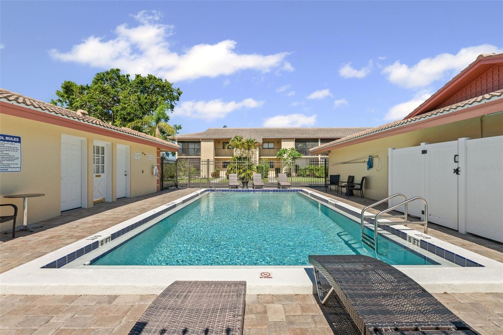 Image 30 of 31 For 2415 Bayshore Gardens Parkway 2