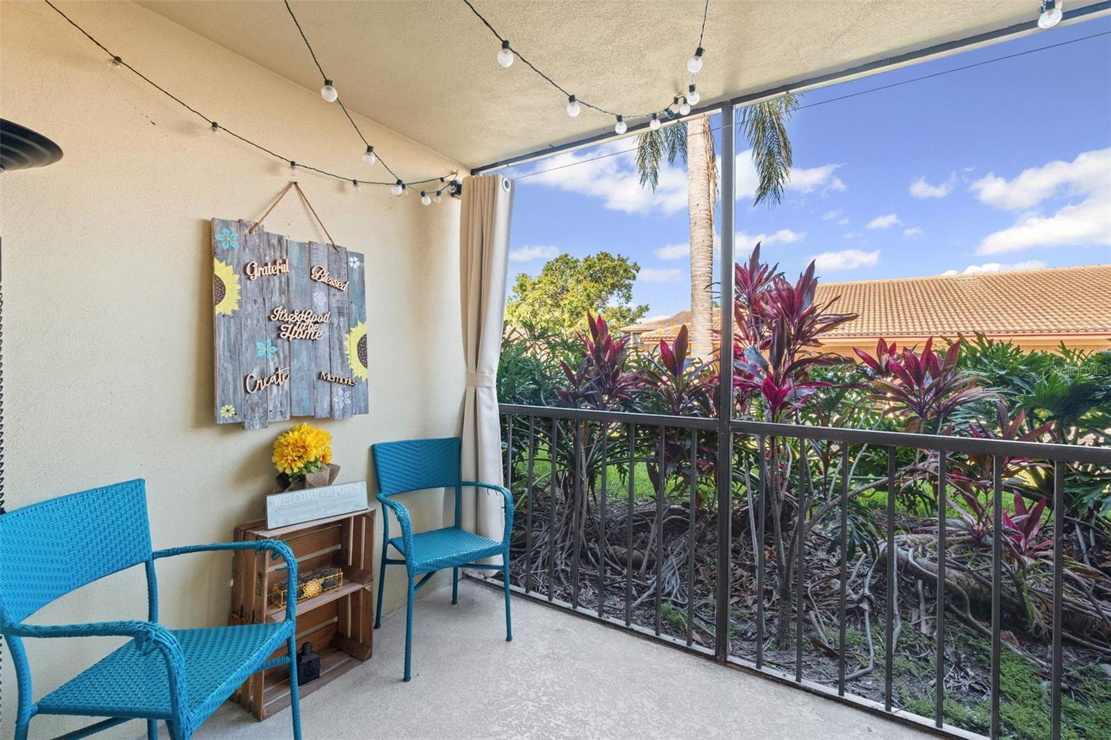 Image 9 of 31 For 2415 Bayshore Gardens Parkway 2