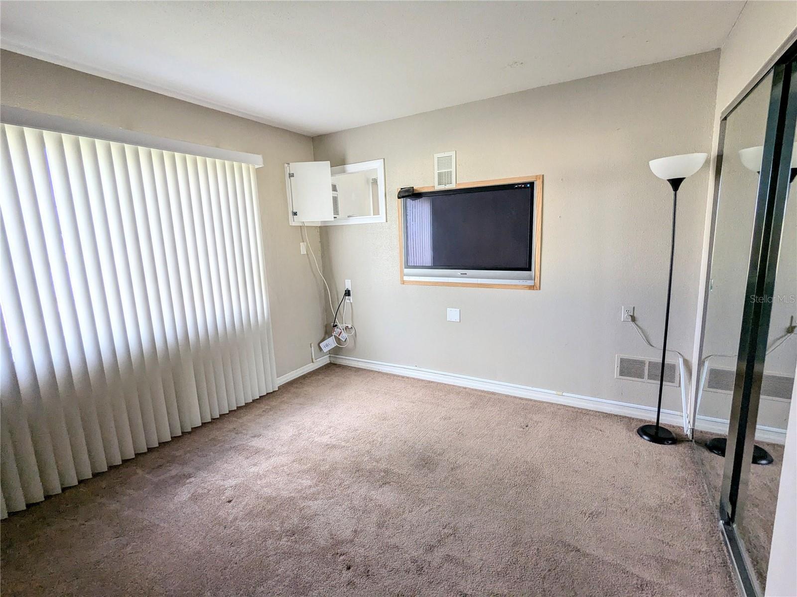 Image 11 of 39 For 5893 Todd Street E-26