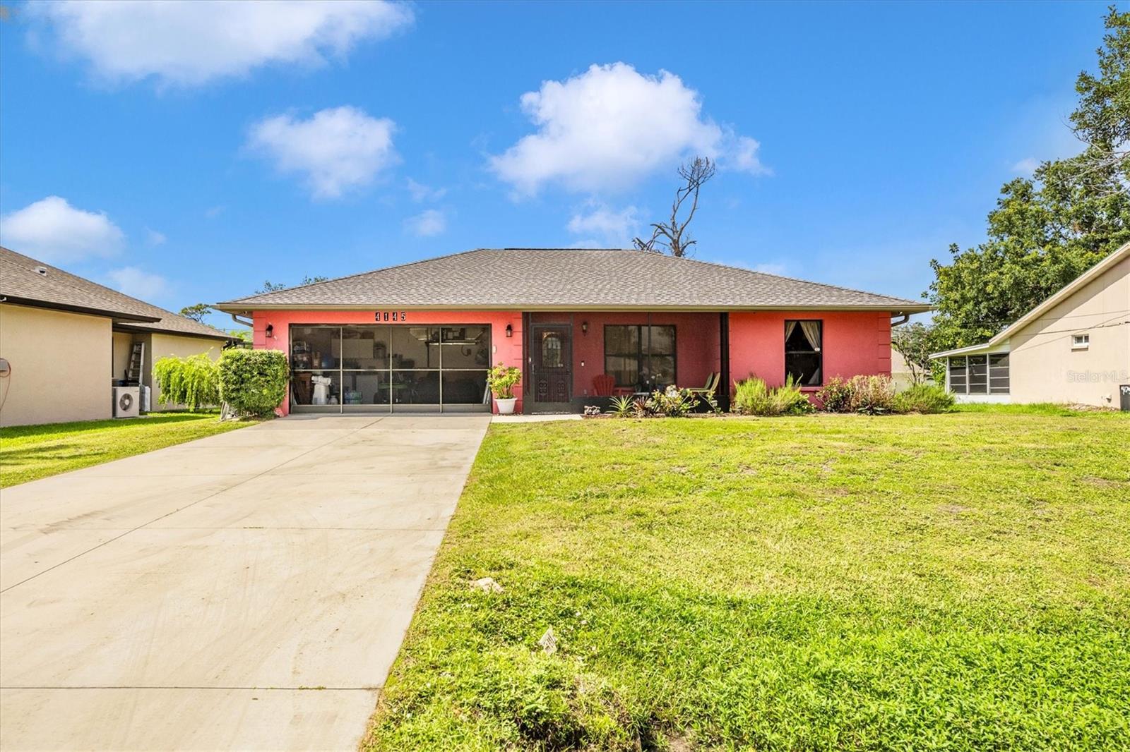 Listing photo id 1 for 4145 Price Boulevard