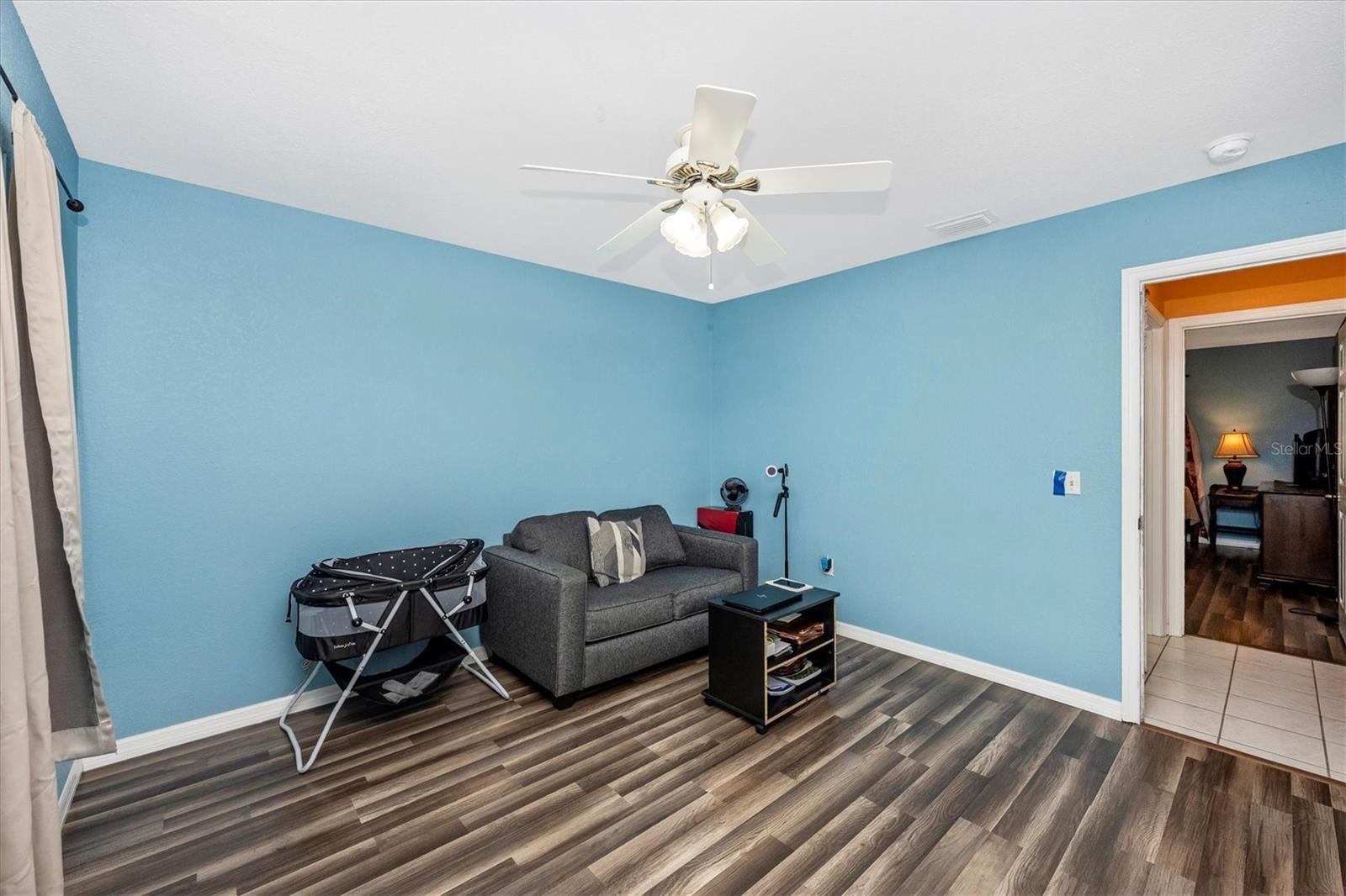 Listing photo id 29 for 4145 Price Boulevard