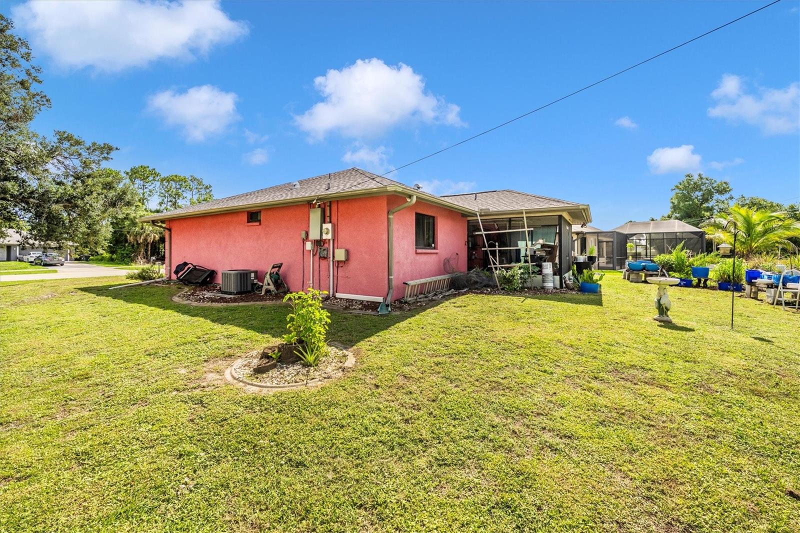 Listing photo id 38 for 4145 Price Boulevard