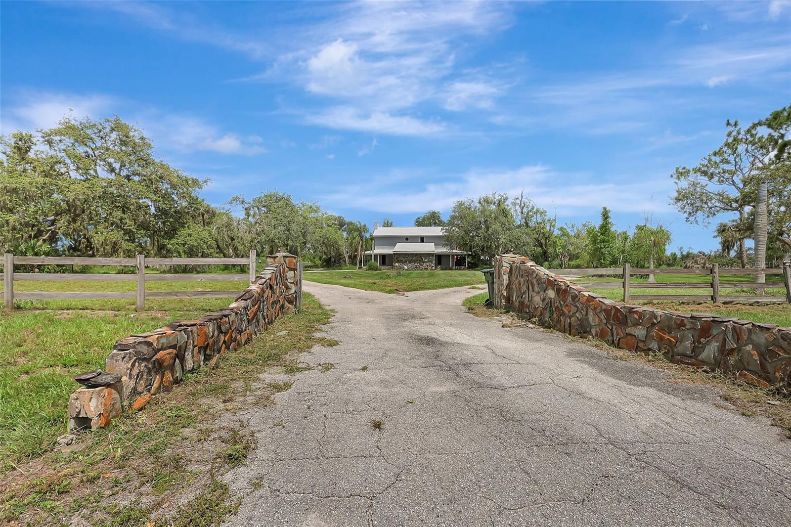 Image 4 of 76 For 6633 Old Ranch Road