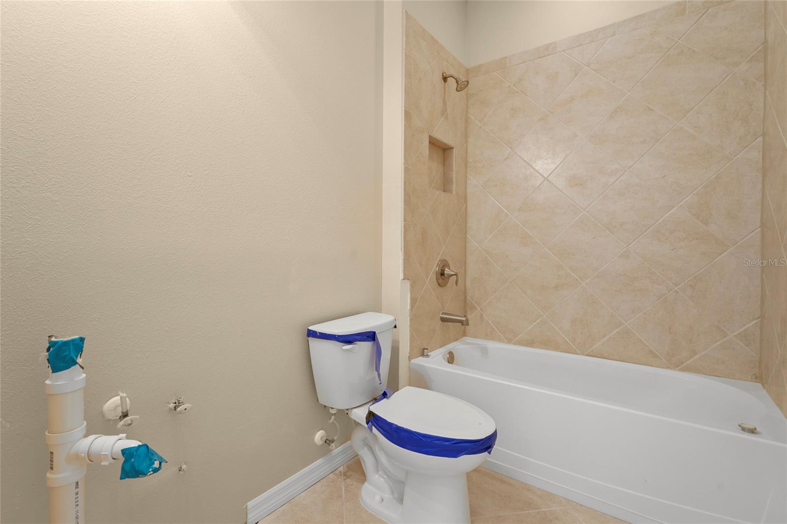 Image 10 of 66 For 2920 Oriole Drive