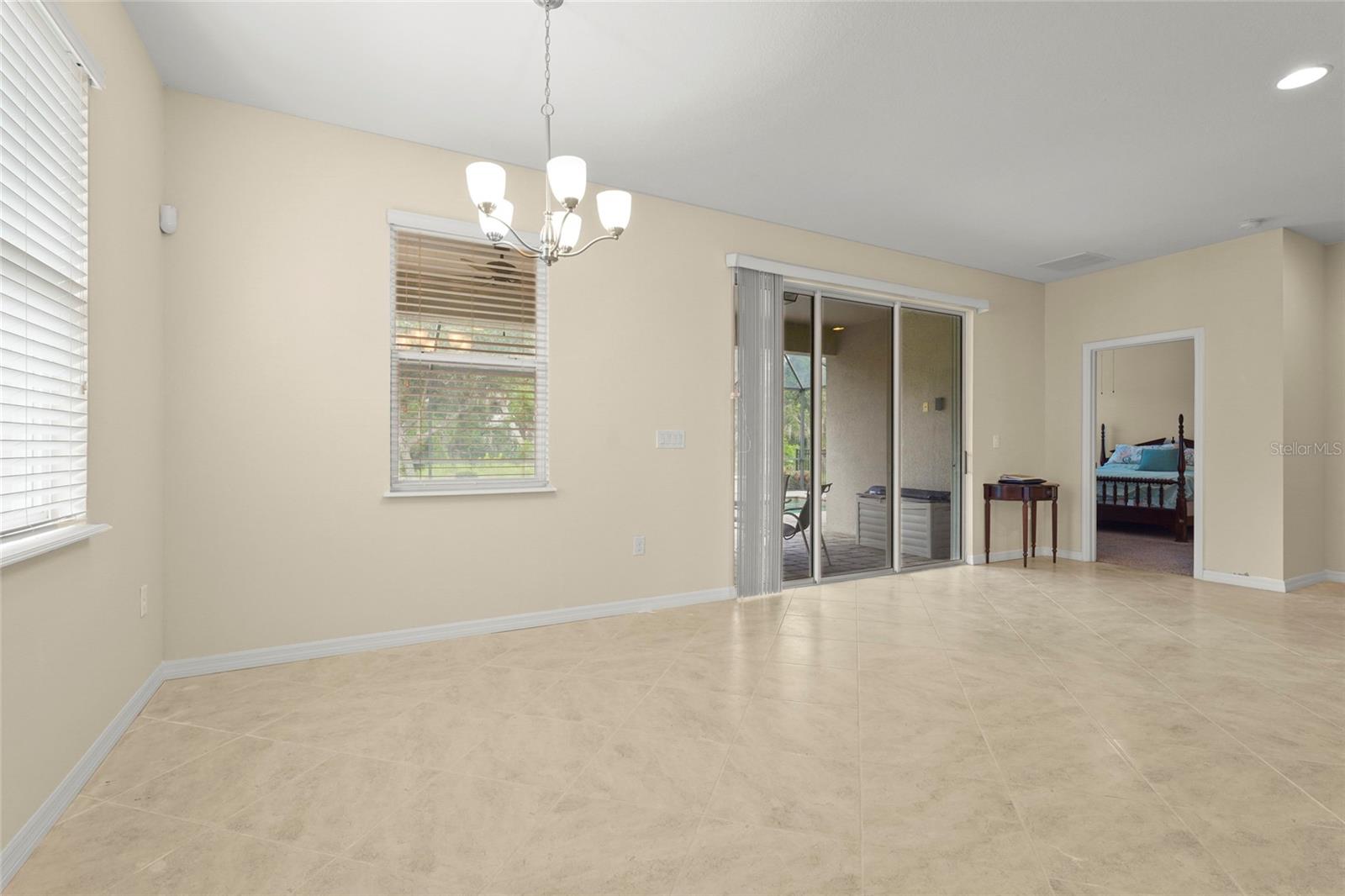 Image 19 of 66 For 2920 Oriole Drive