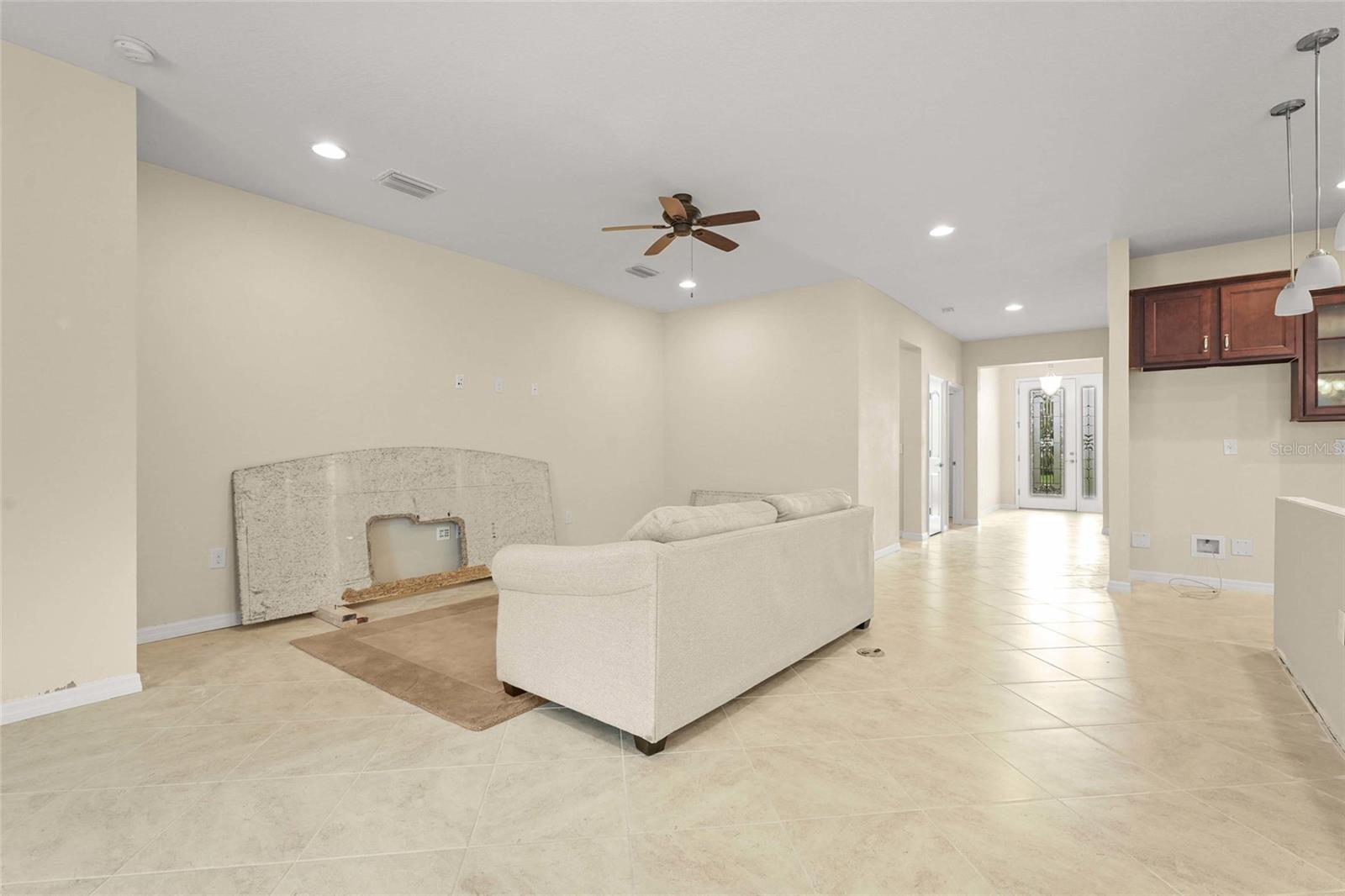 Image 20 of 66 For 2920 Oriole Drive