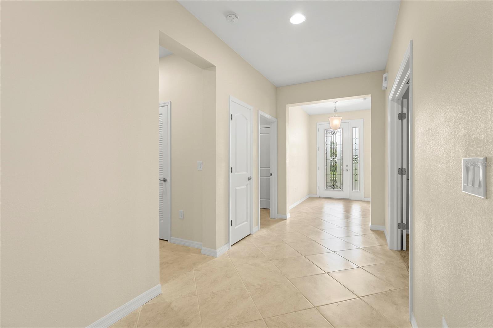 Image 28 of 66 For 2920 Oriole Drive