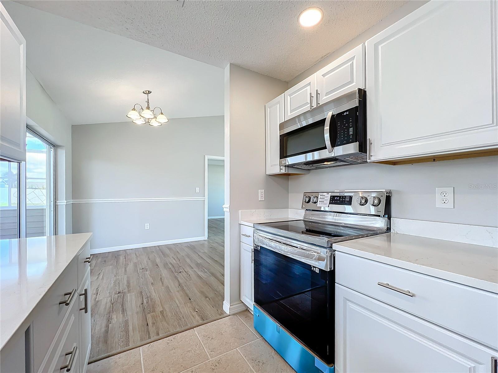 Image 20 of 39 For 13497 Bennett Drive