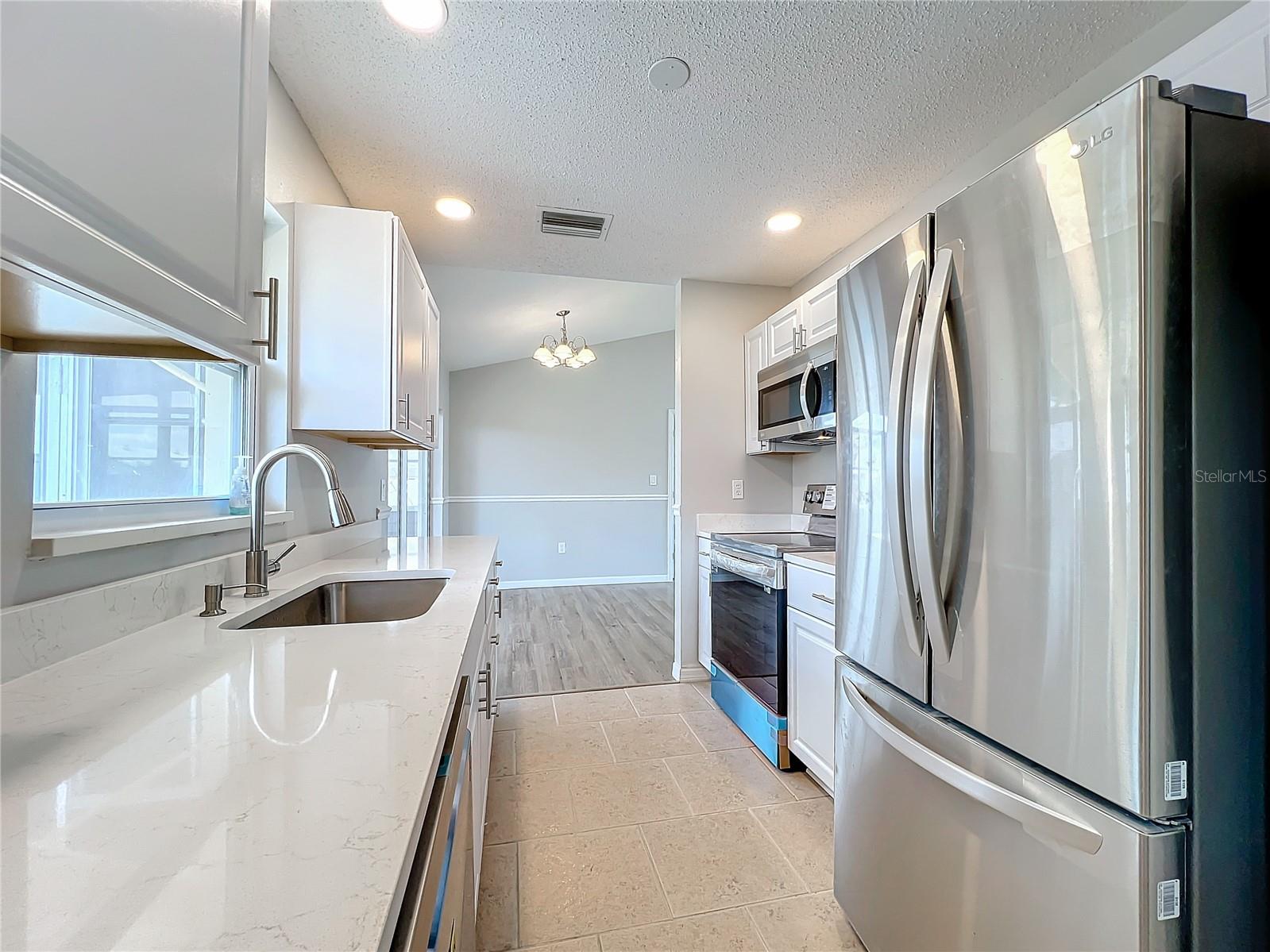 Image 21 of 39 For 13497 Bennett Drive