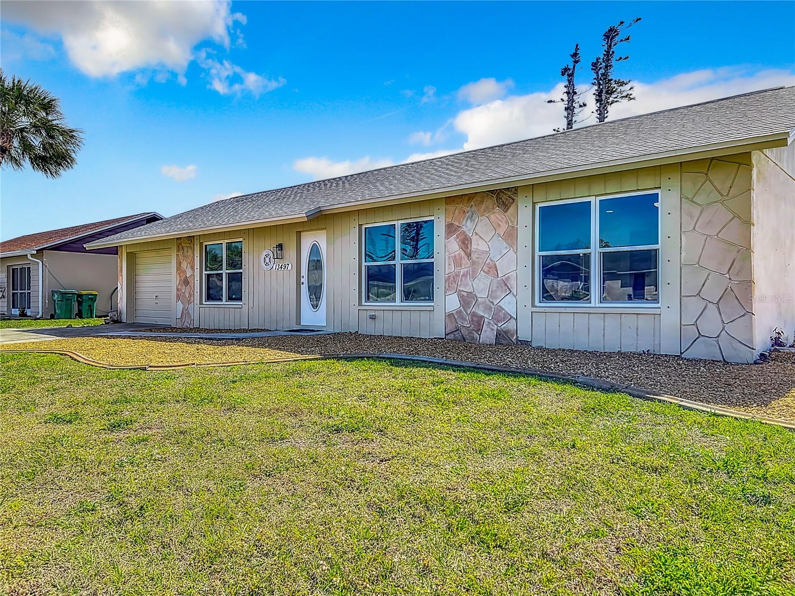 Image 7 of 39 For 13497 Bennett Drive