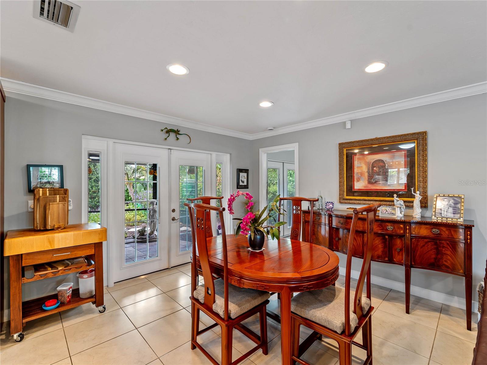 Image 10 of 85 For 123 Windward Drive