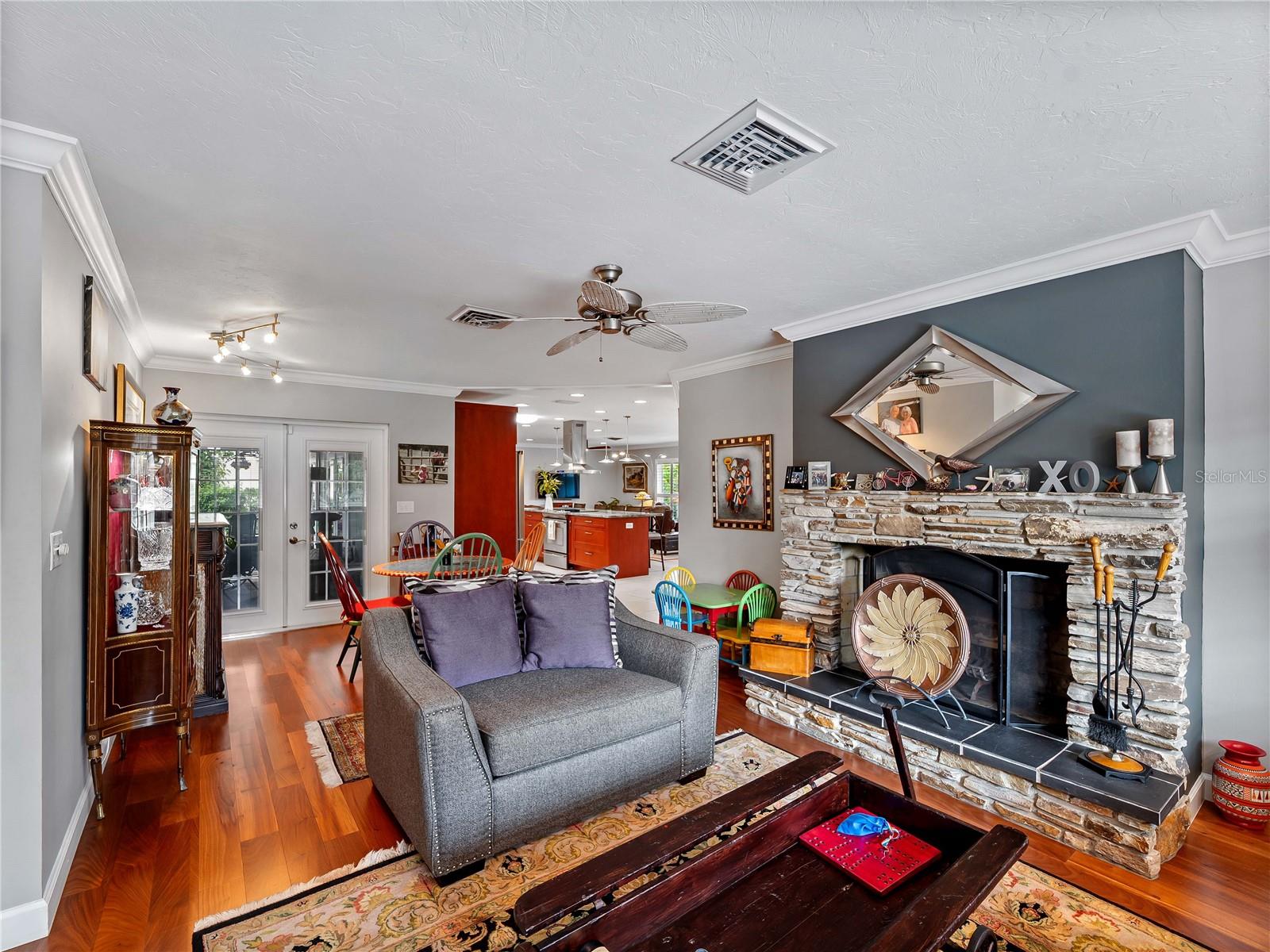 Image 16 of 85 For 123 Windward Drive