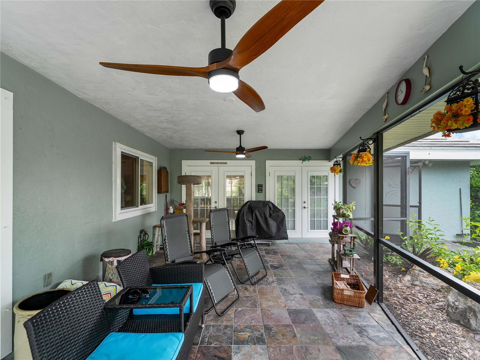 Image 35 of 85 For 123 Windward Drive