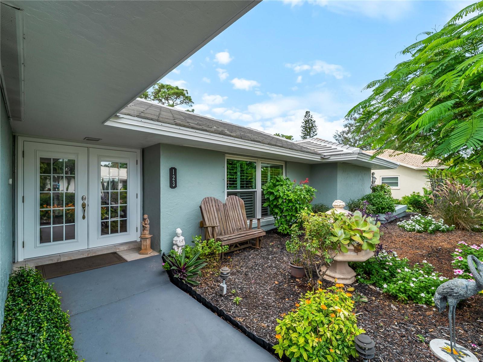 Image 46 of 85 For 123 Windward Drive