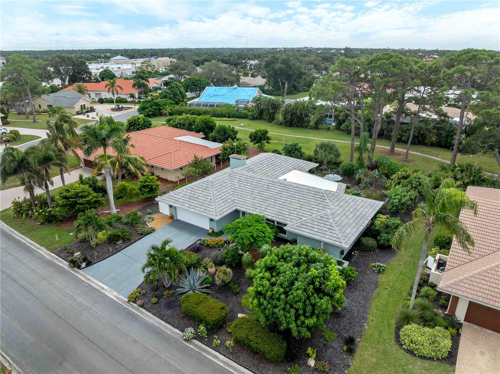 Image 53 of 85 For 123 Windward Drive