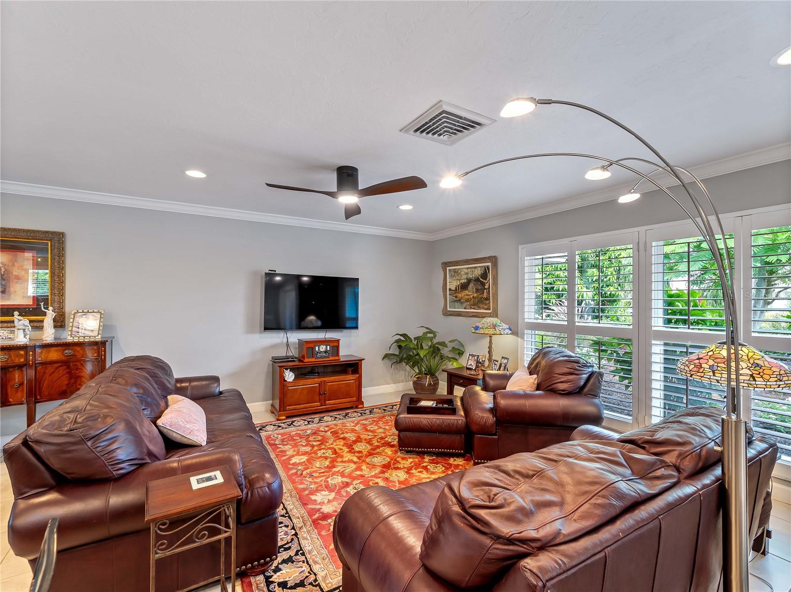 Image 7 of 85 For 123 Windward Drive