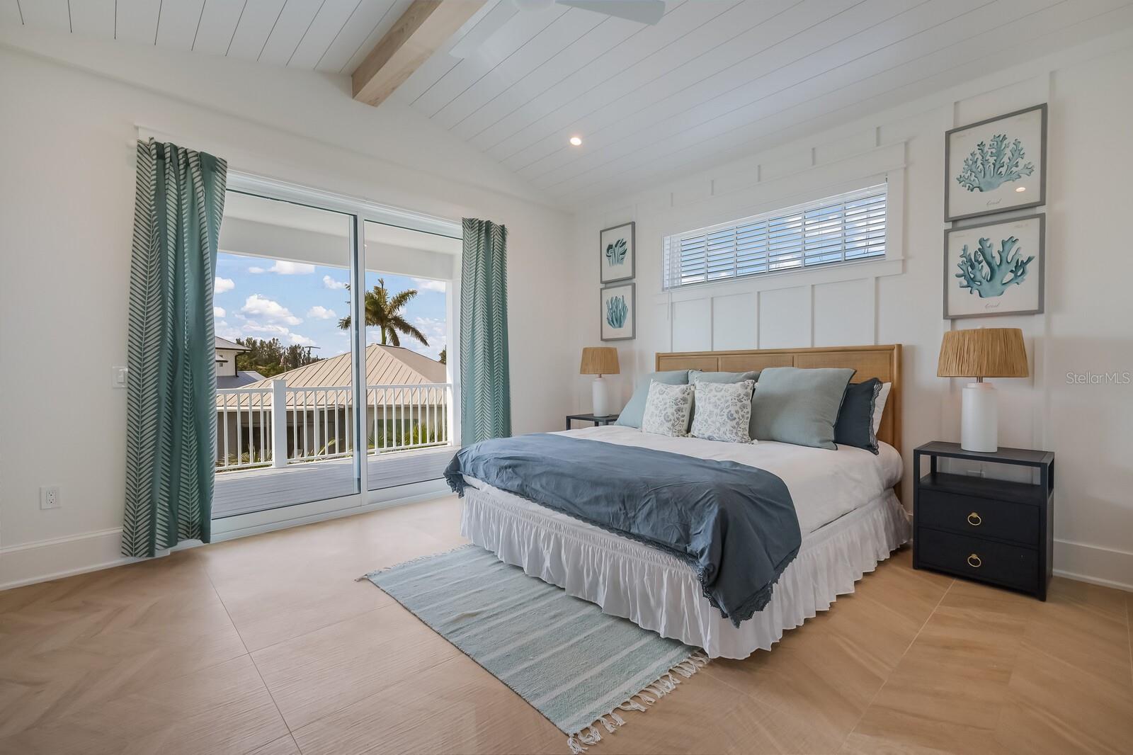 Image 40 of 80 For 227 Harbor Drive