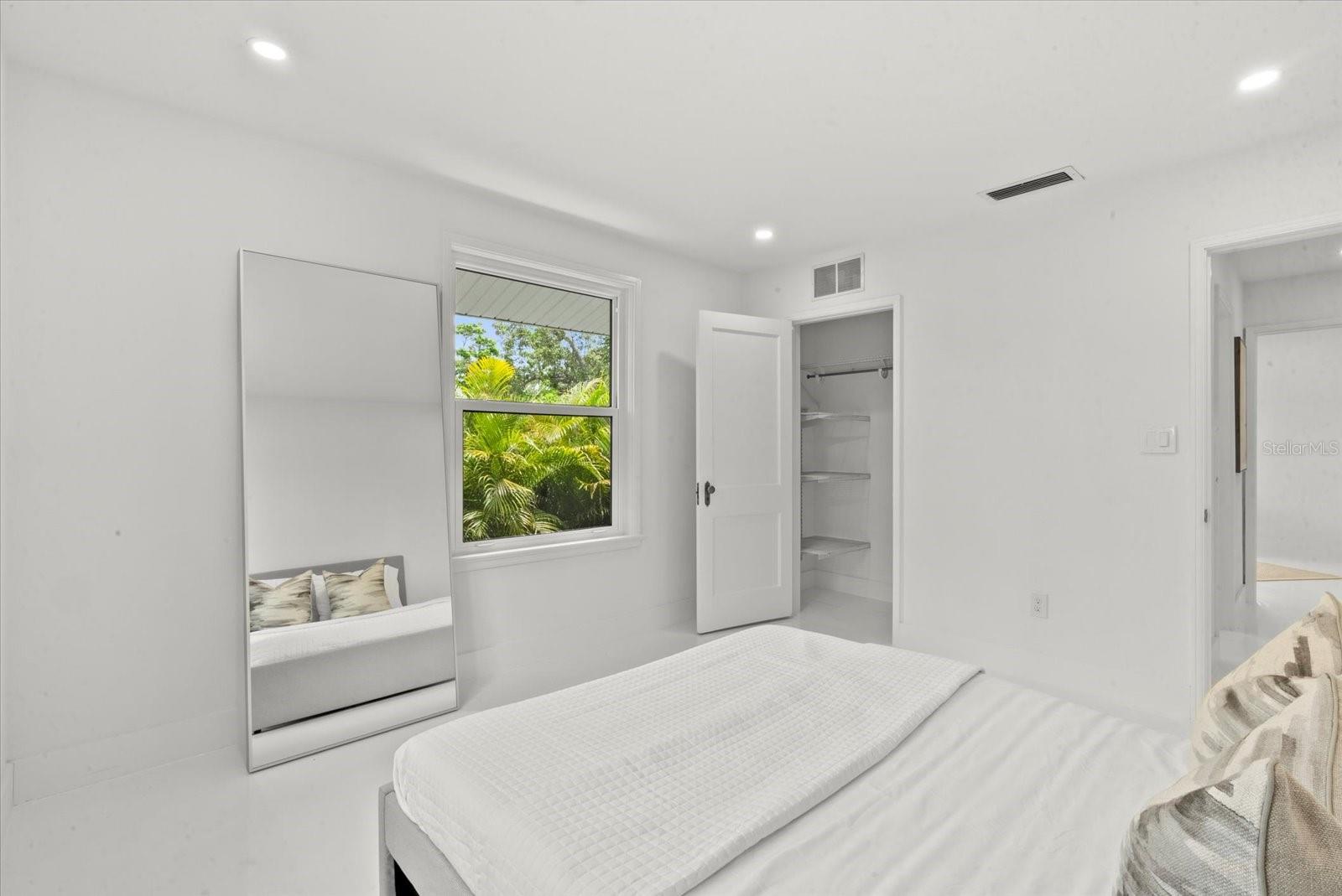 Image 17 of 35 For 1051 Indian Beach Drive