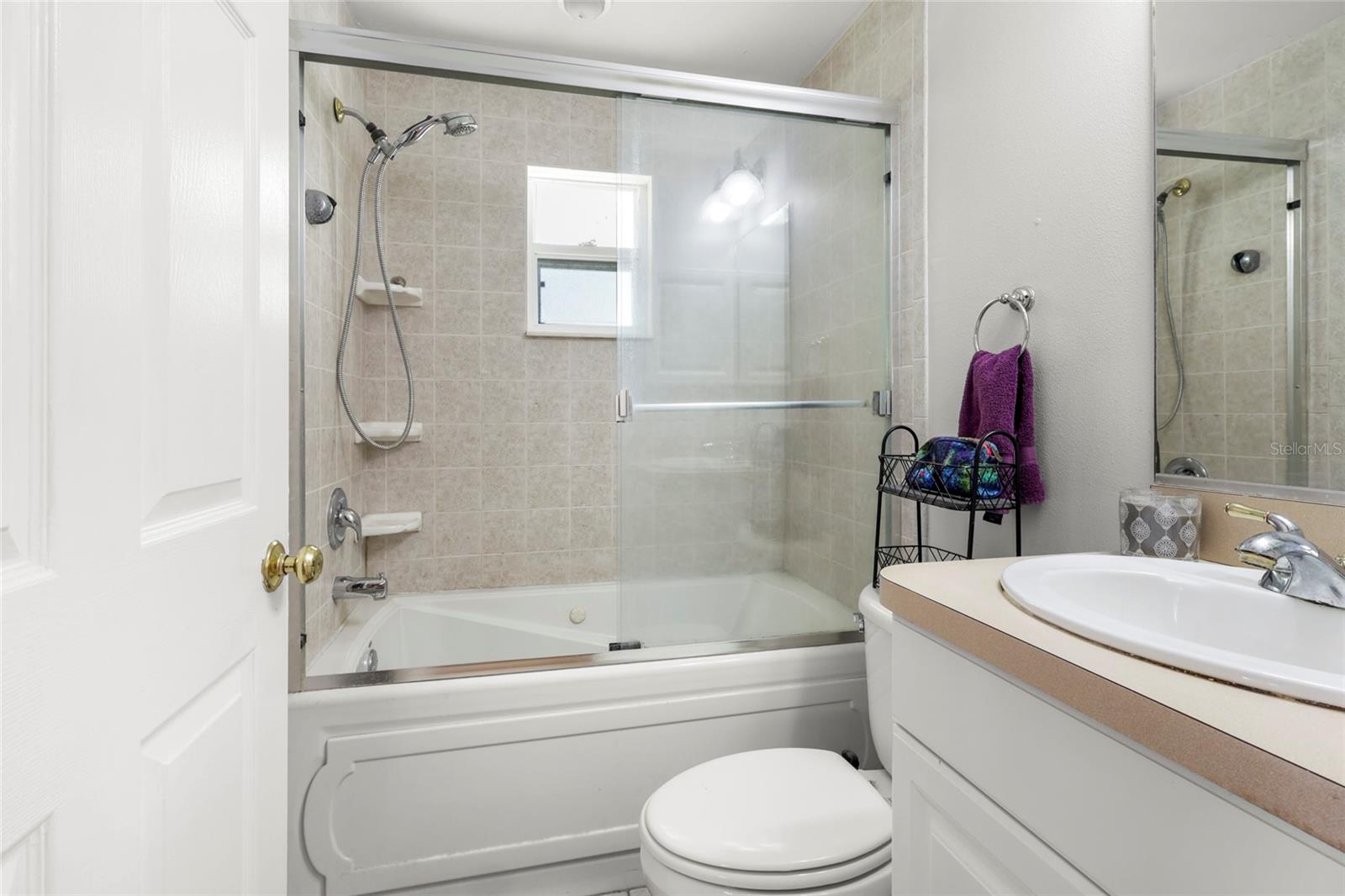 Image 10 of 27 For 846 42nd Street