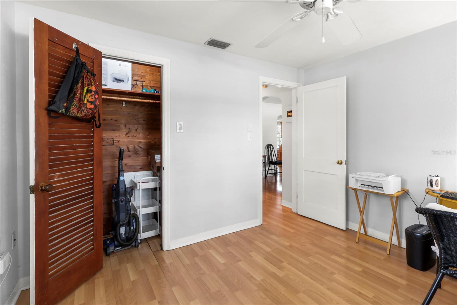 Image 13 of 27 For 846 42nd Street