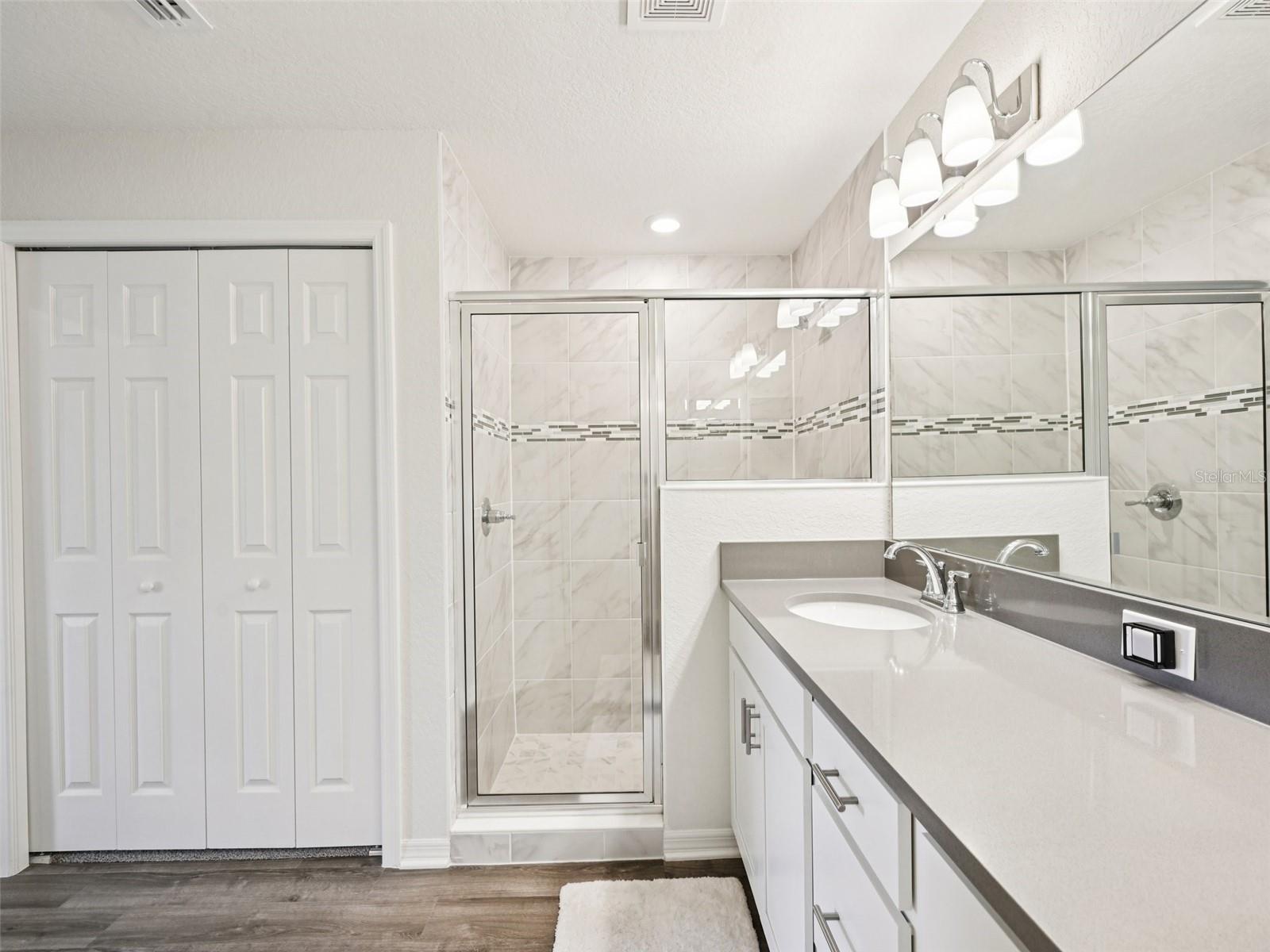 Image 21 of 49 For 6528 166th Place E