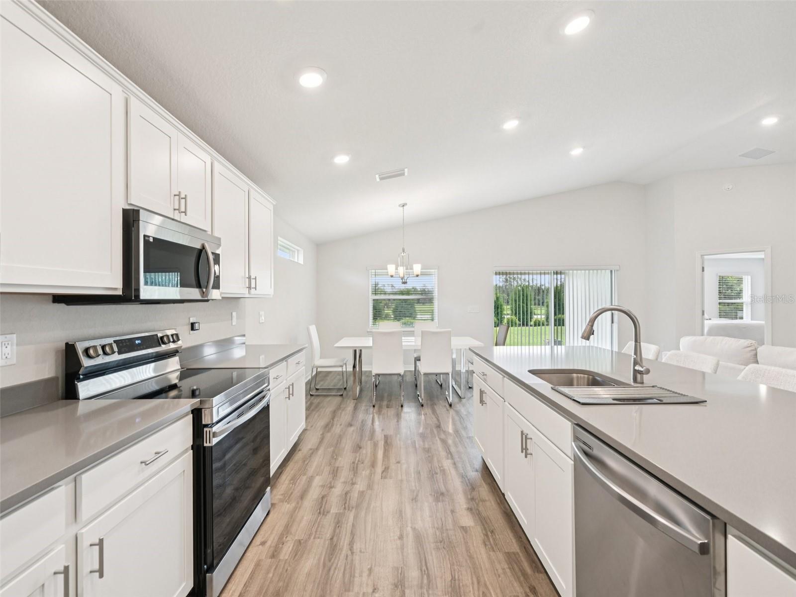 Image 7 of 49 For 6528 166th Place E