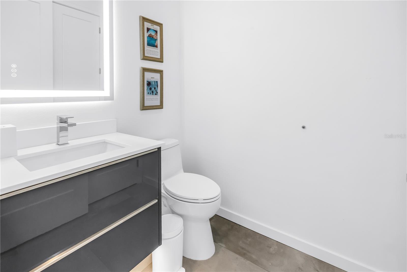 Image 7 of 48 For 2065 Goldenrod Street