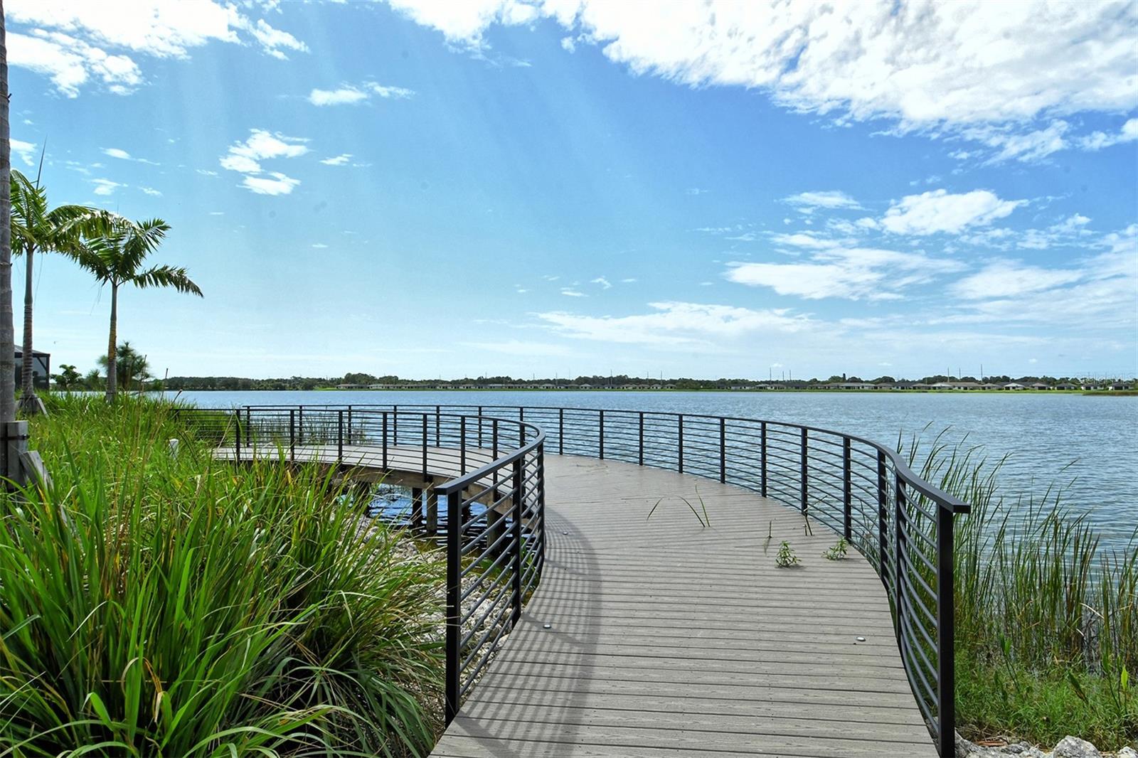 Image 6 of 9 For 6204 Isla Del Ray Avenue
