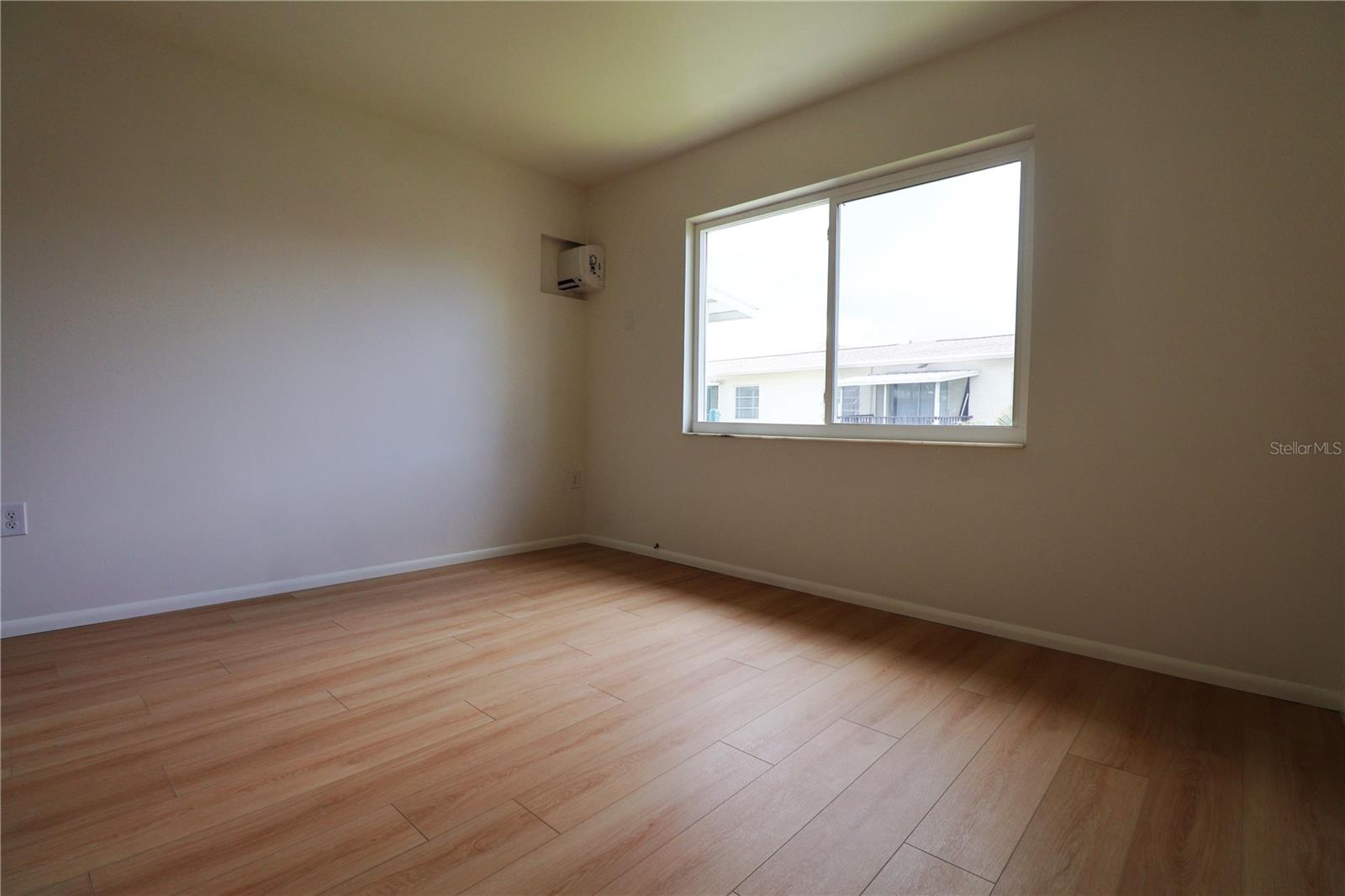 Image 9 of 22 For 1880 Sunny Drive F35