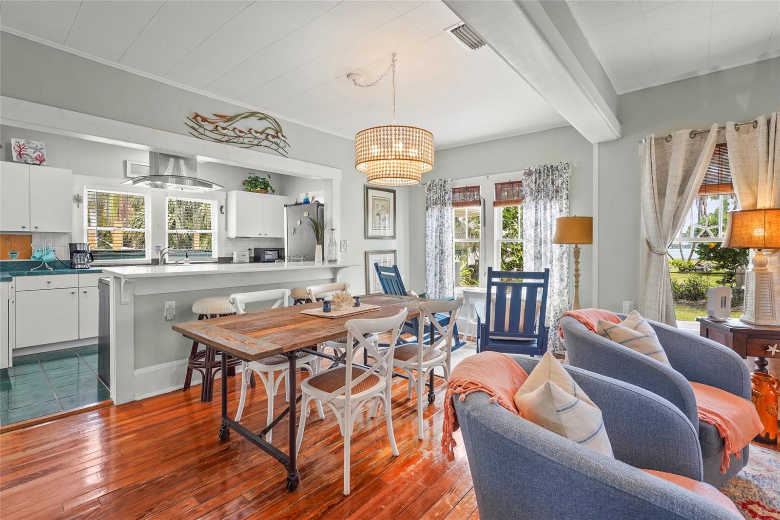 Image 21 of 58 For 403 29th Street Nw