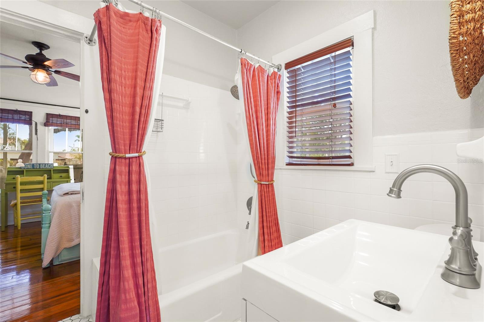 Image 35 of 58 For 403 29th Street Nw