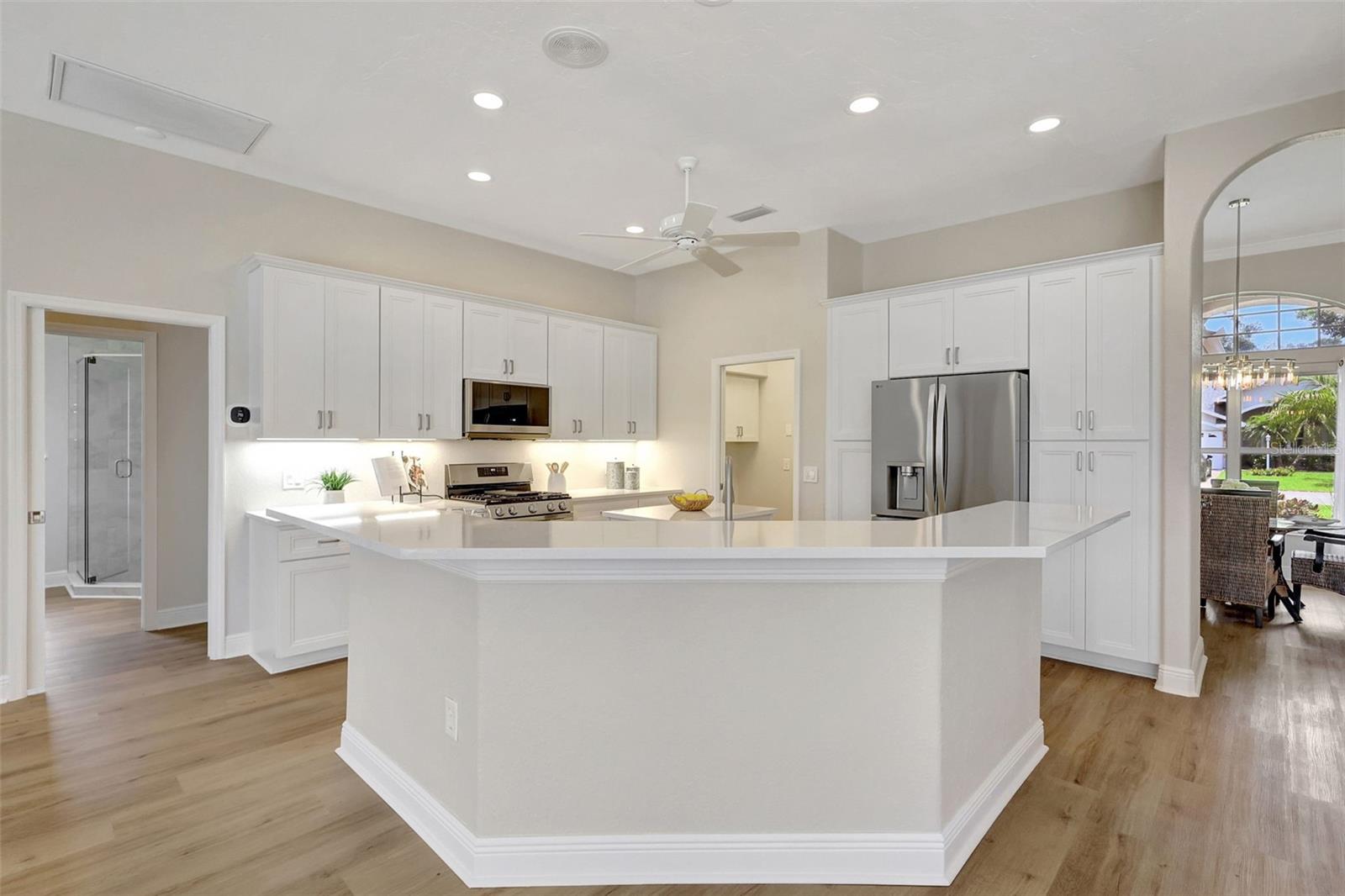 Image 15 of 82 For 11328 Rivers Bluff Circle