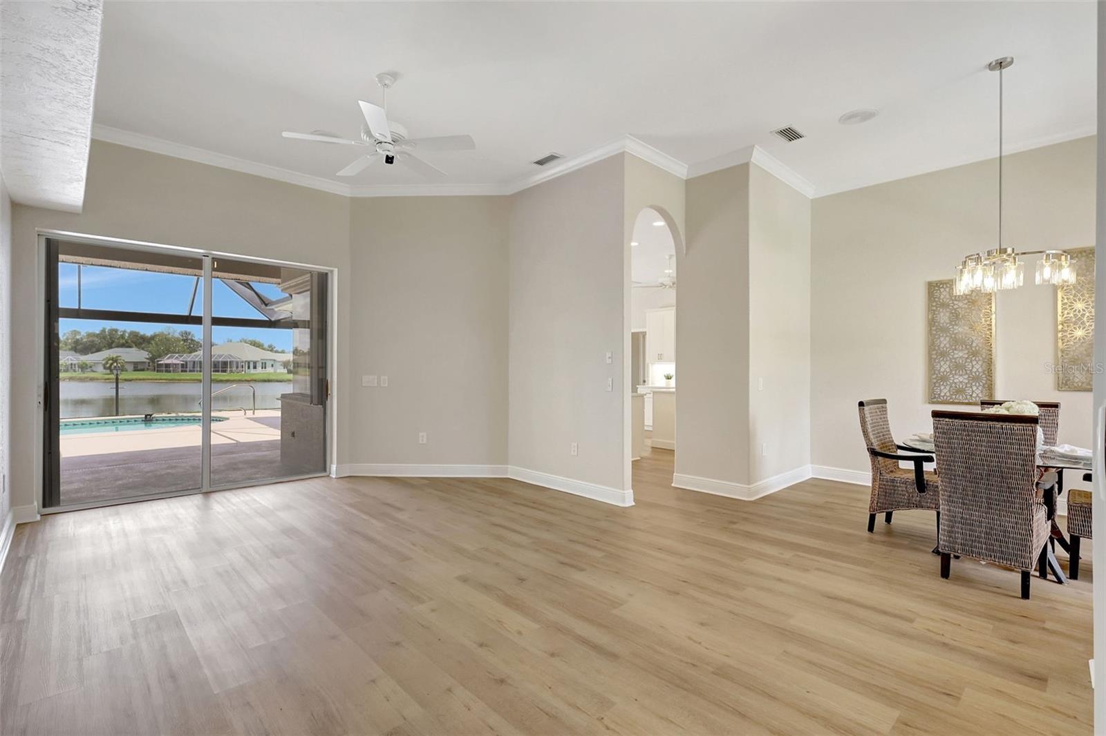 Image 6 of 82 For 11328 Rivers Bluff Circle