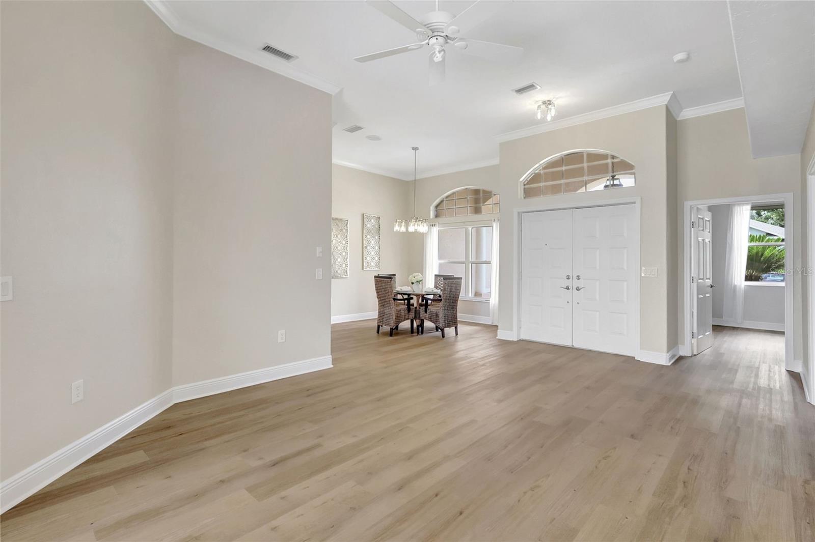 Image 7 of 82 For 11328 Rivers Bluff Circle