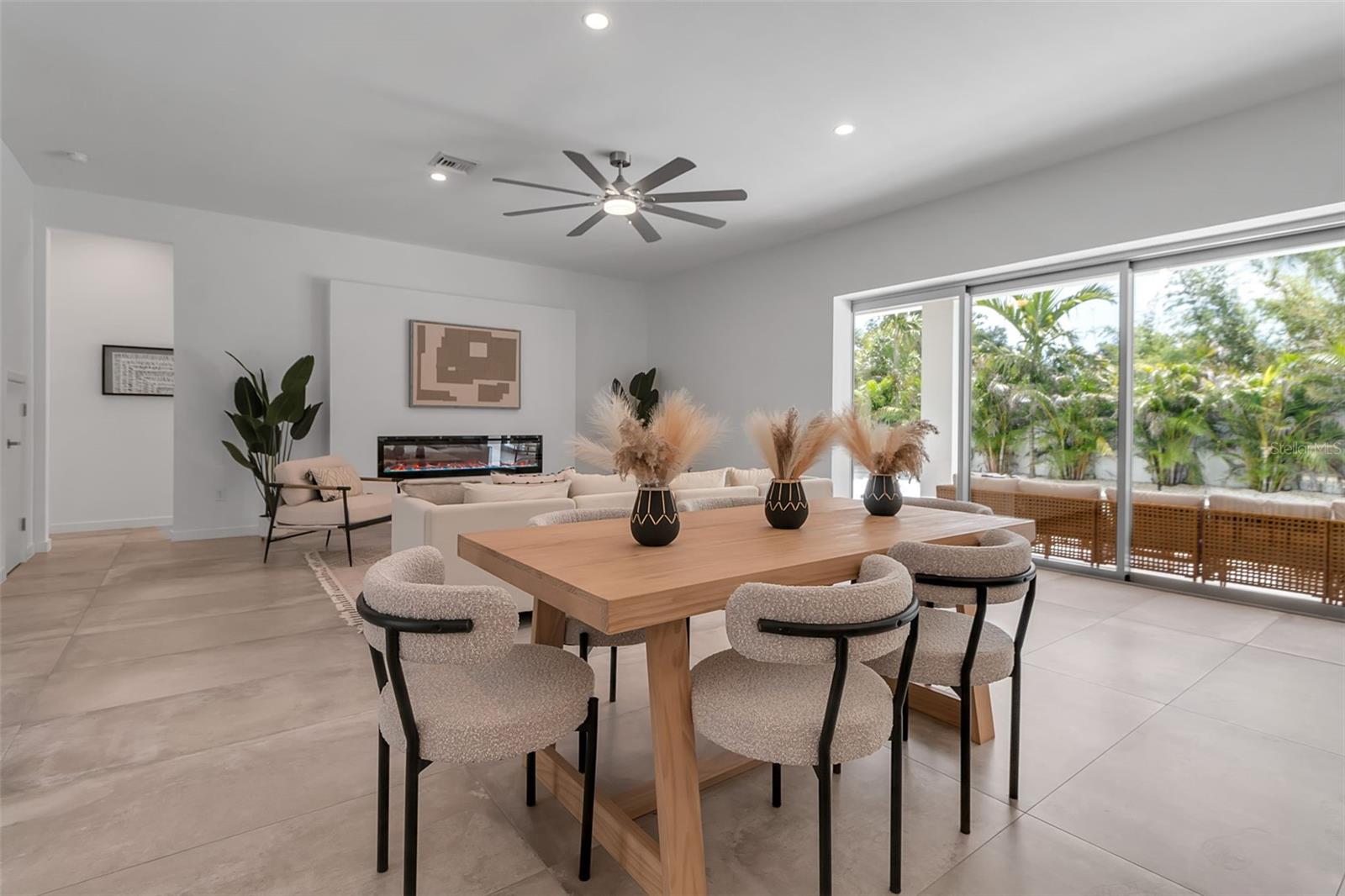 Image 12 of 53 For 2124 Clematis Place