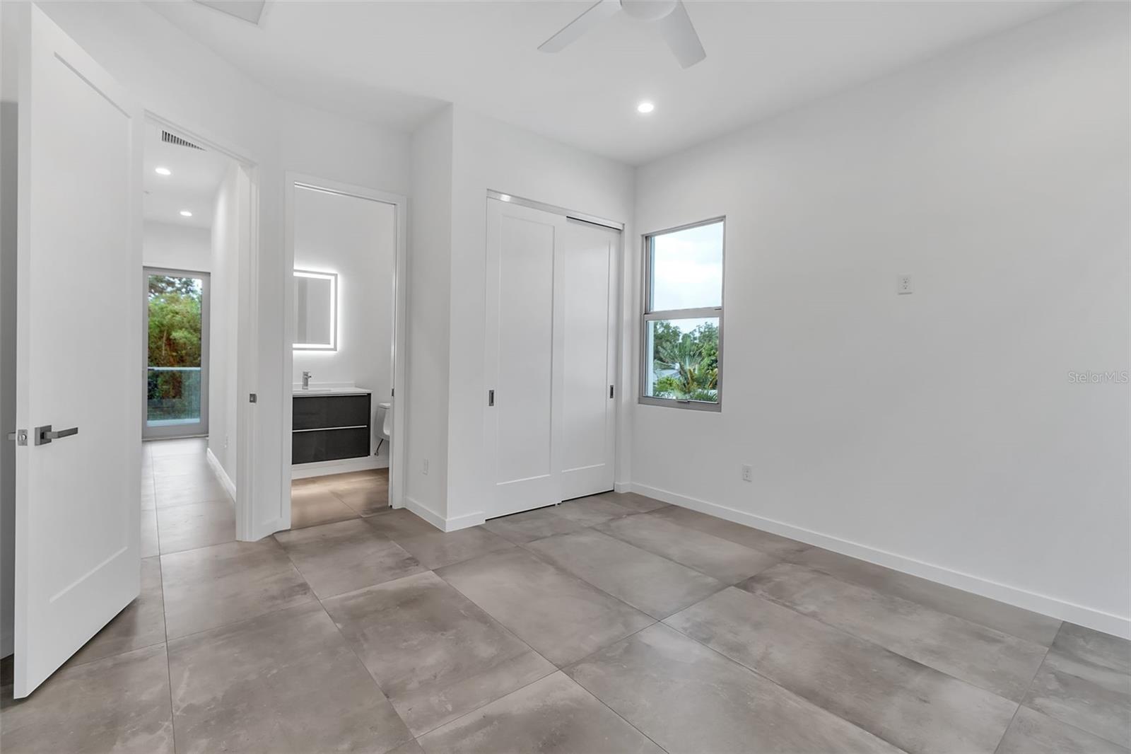 Image 36 of 53 For 2124 Clematis Place