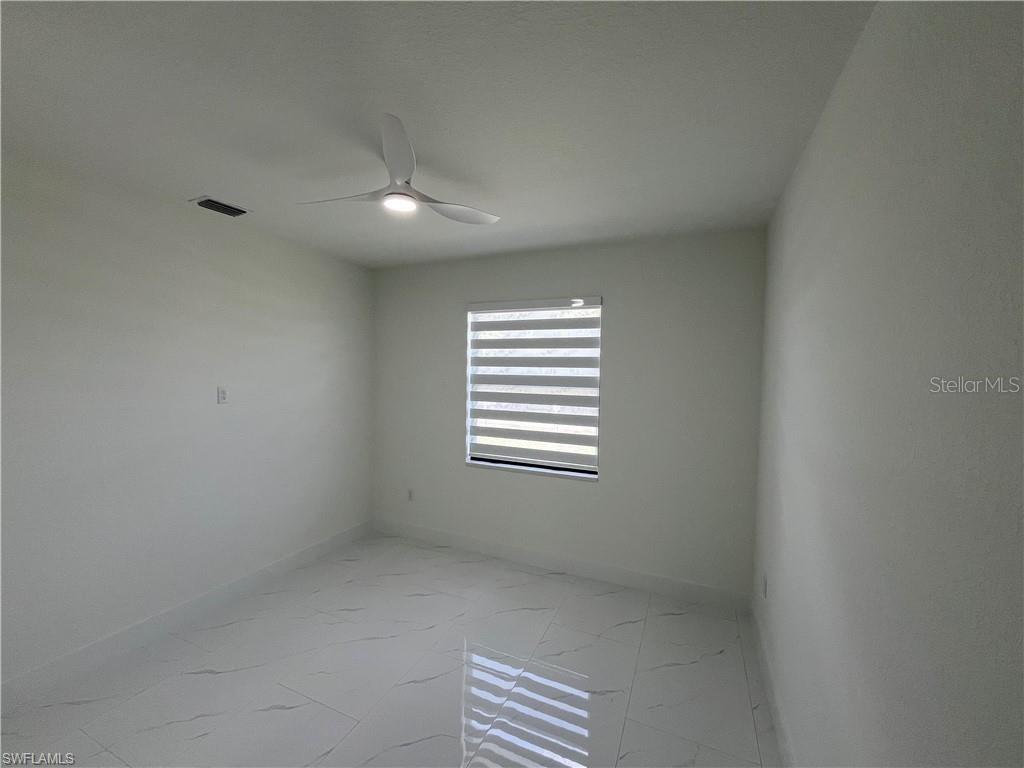 Image 36 of 38 For 813 Porter Street E