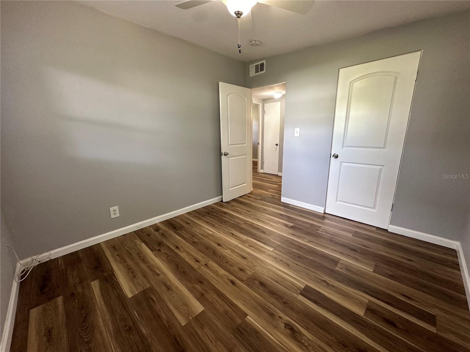 Image 10 of 47 For 704 38th Street W