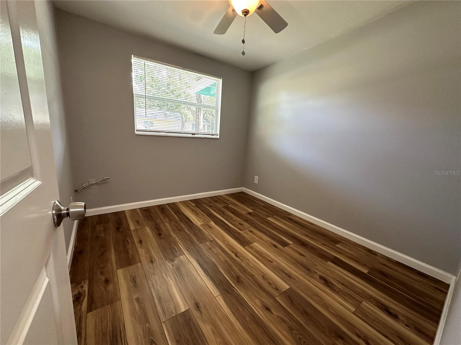 Image 13 of 47 For 704 38th Street W