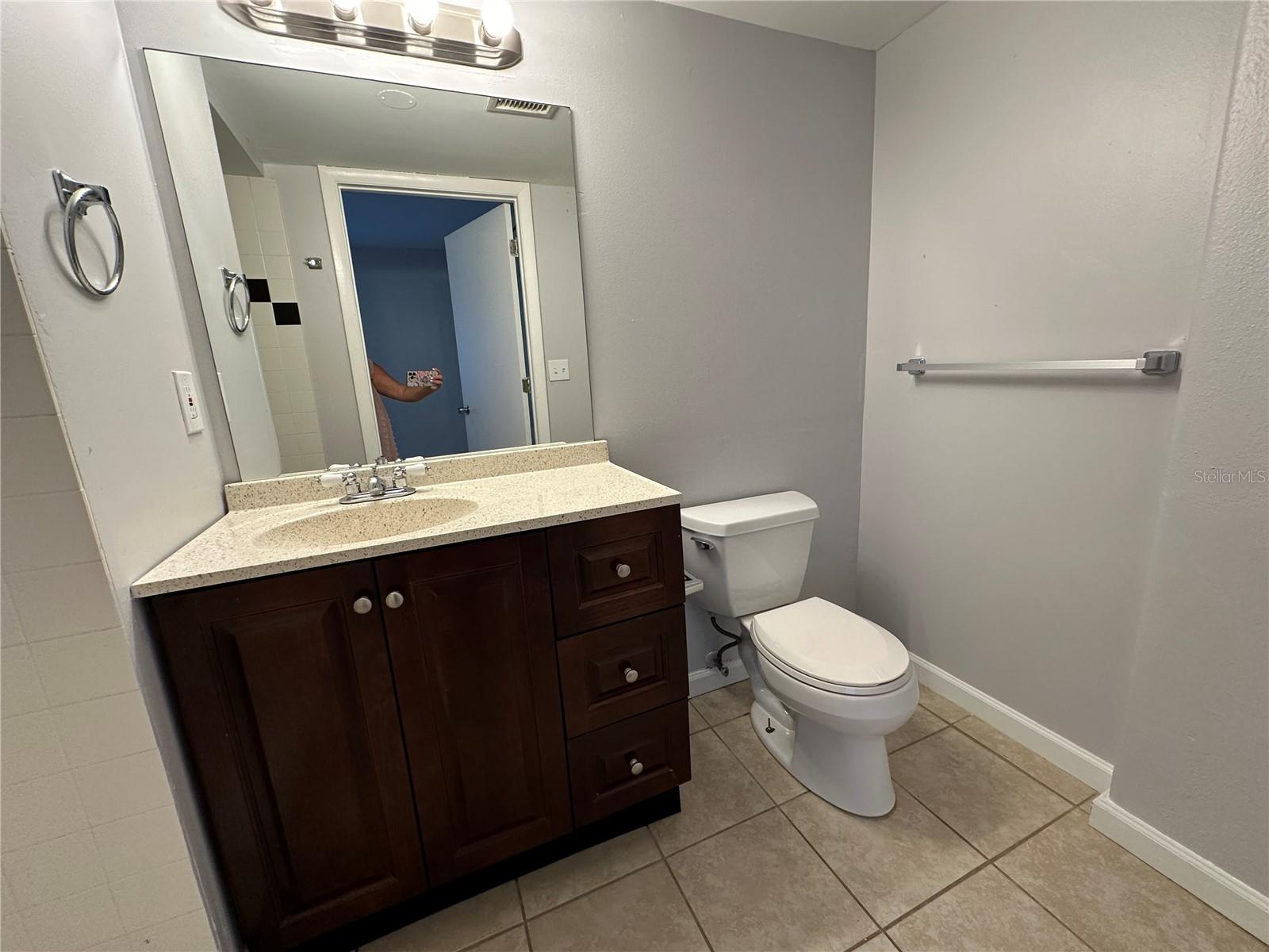 Image 34 of 47 For 704 38th Street W