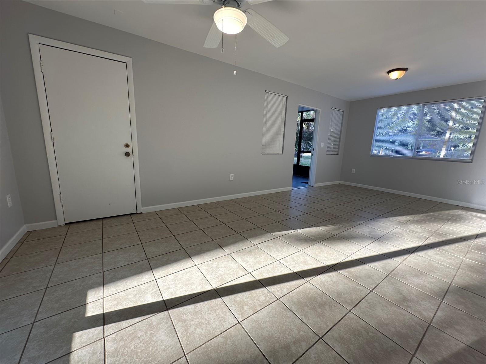 Image 42 of 47 For 704 38th Street W