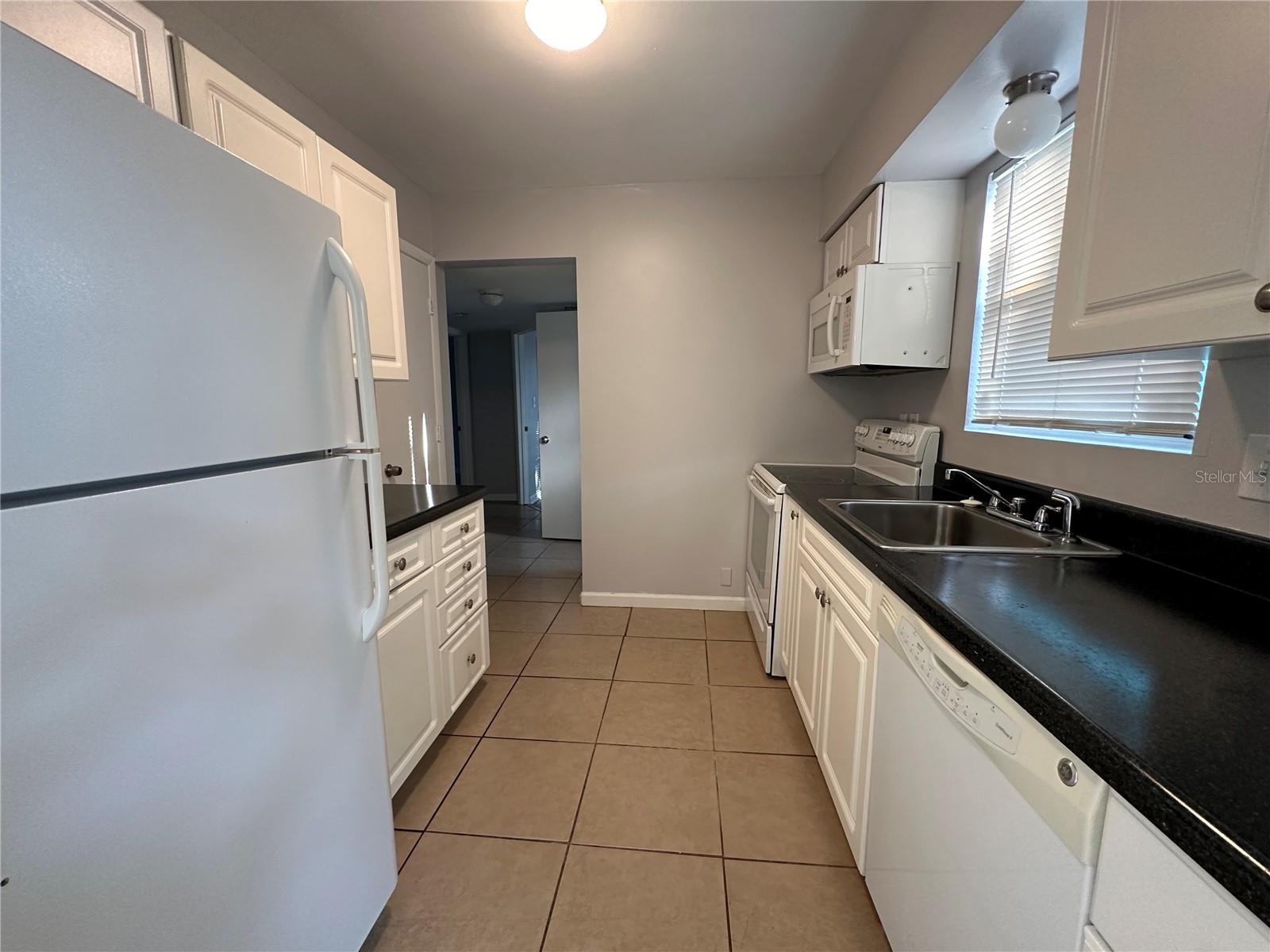 Image 45 of 47 For 704 38th Street W