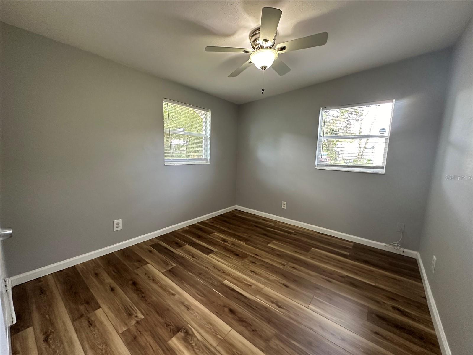 Image 9 of 47 For 704 38th Street W